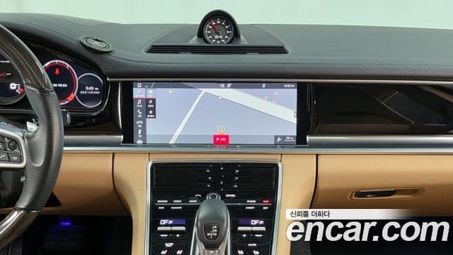 Porsche Panamera (971), 2019 14