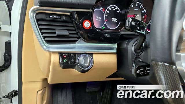 Porsche Panamera (971), 2019 16