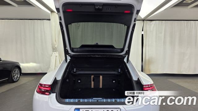 Porsche Panamera (971), 2019 20