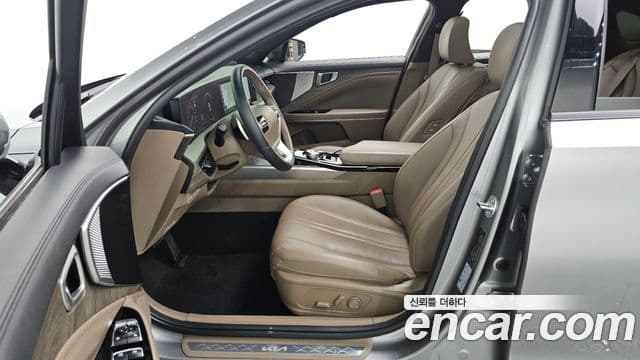 Kia K8 гибрид Noblesse Light, 2023 10