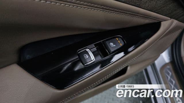 Kia K8 гибрид Noblesse Light, 2023 19