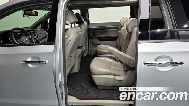 Kia All New Carnival Noblesse, 2017 12