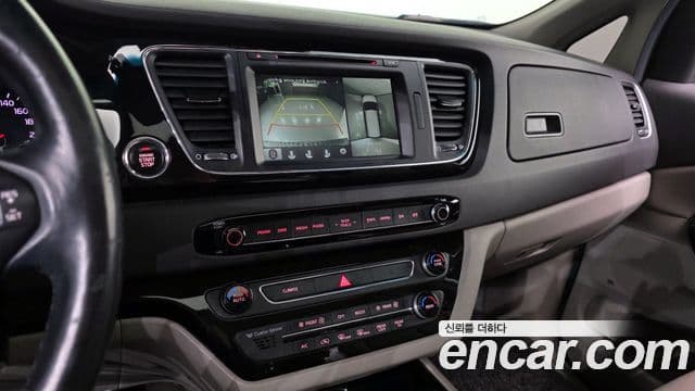 Kia All New Carnival Noblesse, 2017 15
