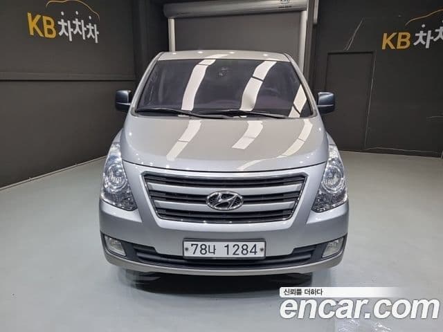 Hyundai Grand Starex Modern, 2017 1