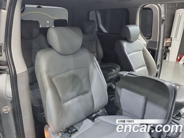 Hyundai Grand Starex Modern, 2017 16