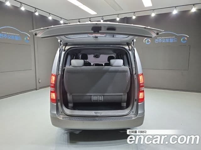 Hyundai Grand Starex Modern, 2017 17