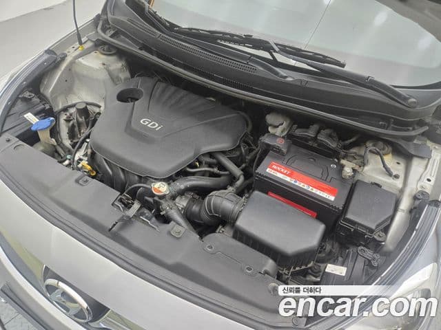 Hyundai Accent(новый кузов / новое поколение) 1.6 GDI top, 2012 6