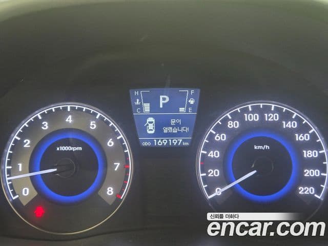 Hyundai Accent(новый кузов / новое поколение) 1.6 GDI top, 2012 8