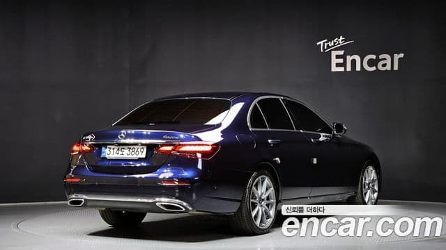 Mercedes-Benz E-класс W213 Exclusive, 2022 2