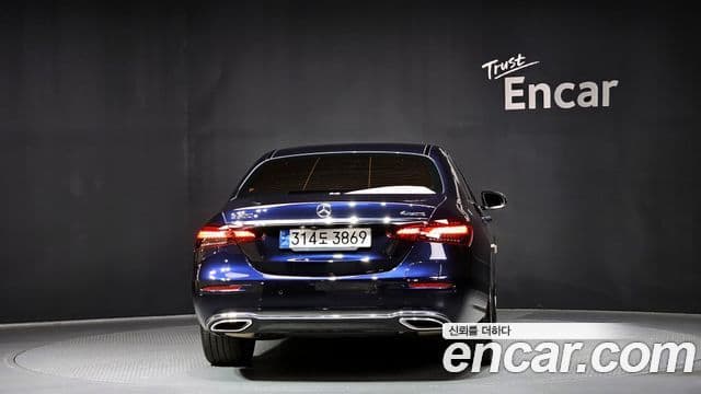 Mercedes-Benz E-класс W213 Exclusive, 2022 4