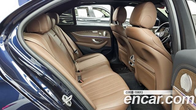 Mercedes-Benz E-класс W213 Exclusive, 2022 12