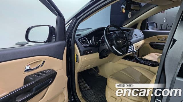 Kia The / новый New Carnival Noblesse Special, 2019 10