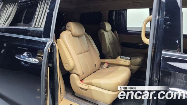 Kia The / новый New Carnival Noblesse Special, 2019 12