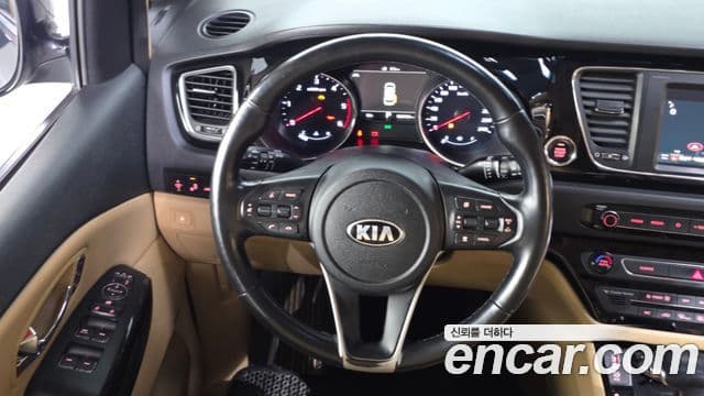 Kia The / новый New Carnival Noblesse Special, 2019 13