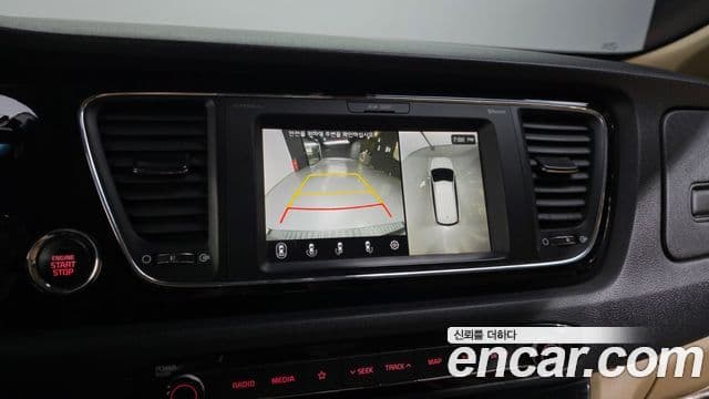 Kia The / новый New Carnival Noblesse Special, 2019 15