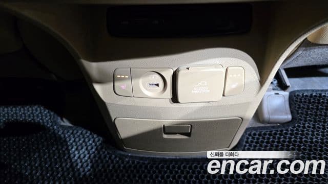 Kia The / новый New Carnival Noblesse Special, 2019 19