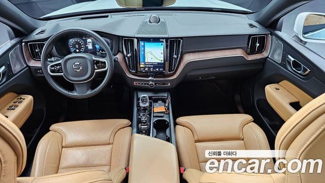 Volvo XC60 2세대 T8 Inscription, 2021 7