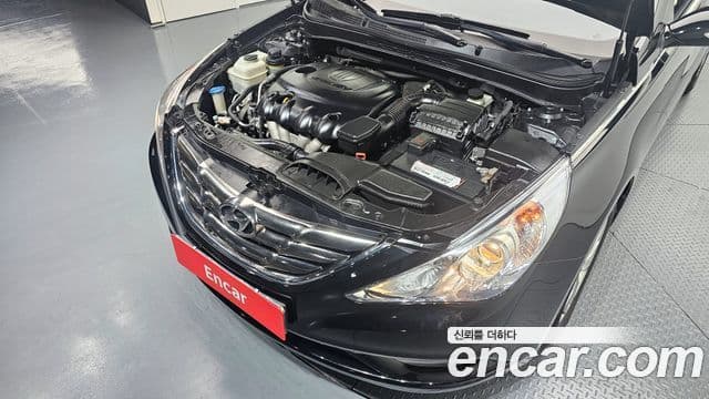 Hyundai YF Sonata LPI top, 2010 6