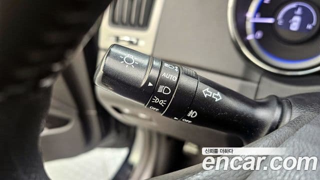 Hyundai YF Sonata LPI top, 2010 18