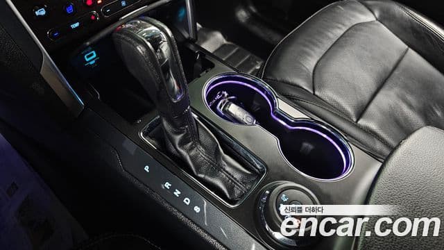 Ford Explorer 5세대, 2016 9