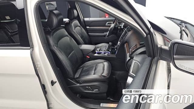 Ford Explorer 5세대, 2016 12