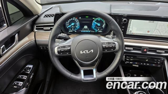Kia K5 гибрид 3세대 Noblesse, 2023 14