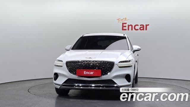 Genesis GV70, 2021 3