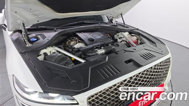 Genesis GV70, 2021 6