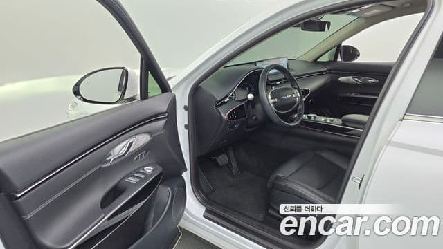 Genesis GV70, 2021 10