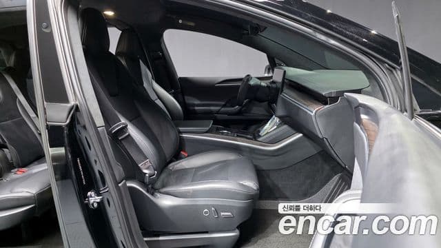 Tesla модель X, 2023 11