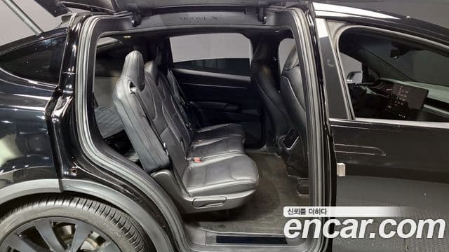 Tesla модель X, 2023 12