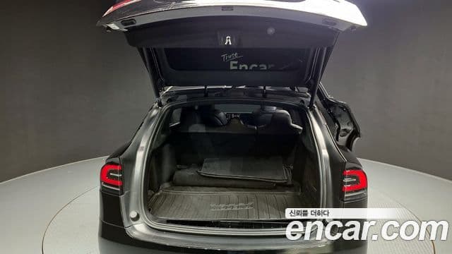 Tesla модель X, 2023 20