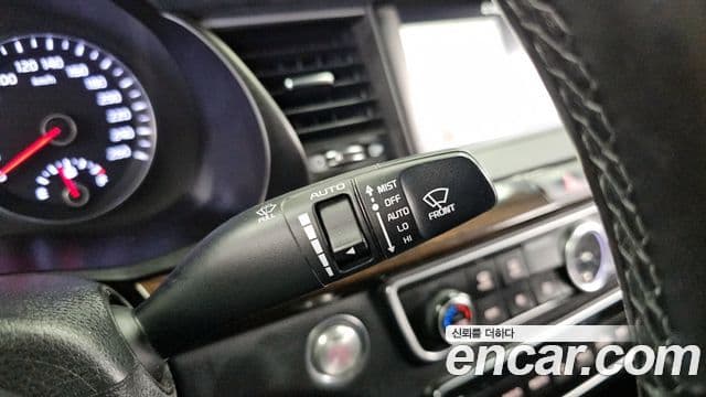 Kia All New K7 3.0 LPI Luxury (арендный автомобиль), 2018 18