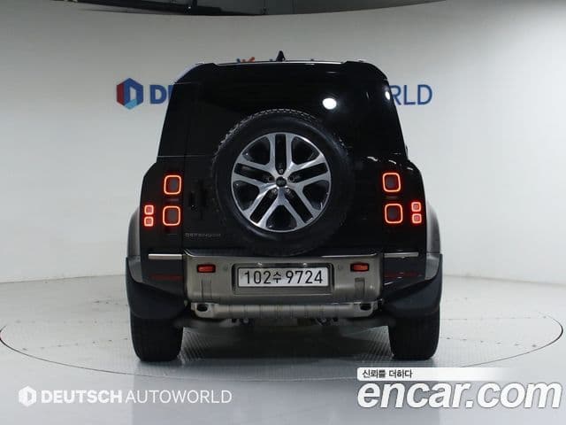 Land Rover Defender (L663) 110 P400 X, 2024 4