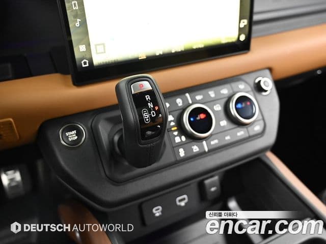 Land Rover Defender (L663) 110 P400 X, 2024 9
