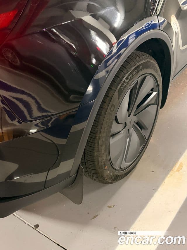 Tesla модель Y, 2025 3