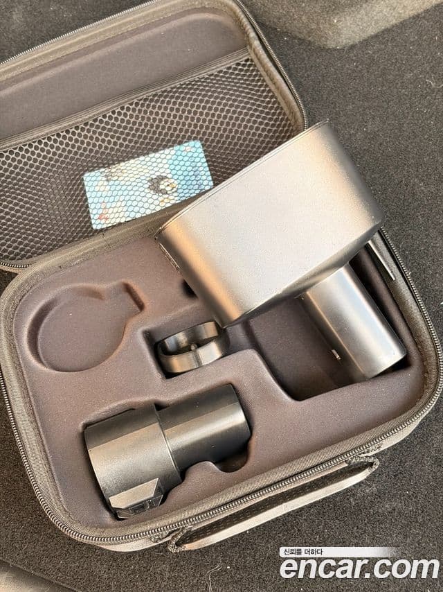 Tesla модель Y, 2025 7