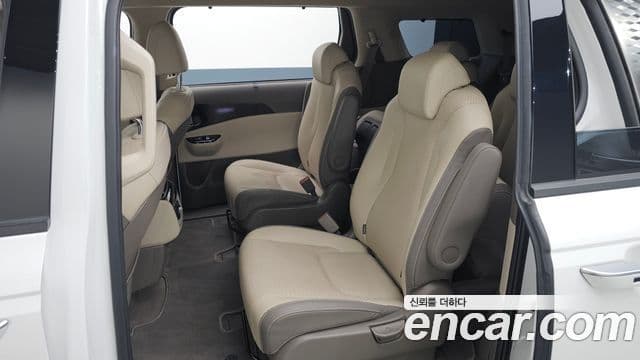 Kia Carnival 4세대 Signature, 2023 12