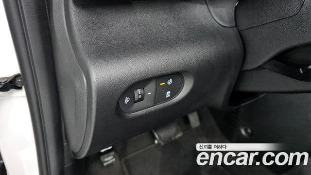 Hyundai Casper турбо D Essential, 2023 19