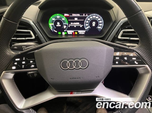 Audi Q4 e-Tron (F4) Premium, 2022 все фото