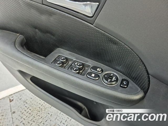 Hyundai i30 Luxury, 2010 16