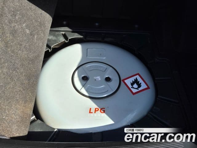 KG모빌리티(SsangYong) 뉴체어맨 W Prestige, 2012 8