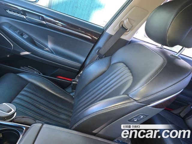 Genesis EQ900 Luxury, 2018 14