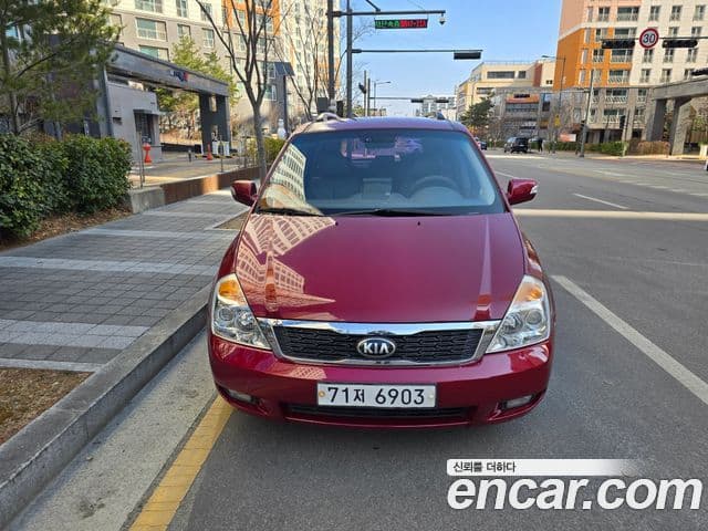 Kia Carnival R люксовая версия, 2014 2