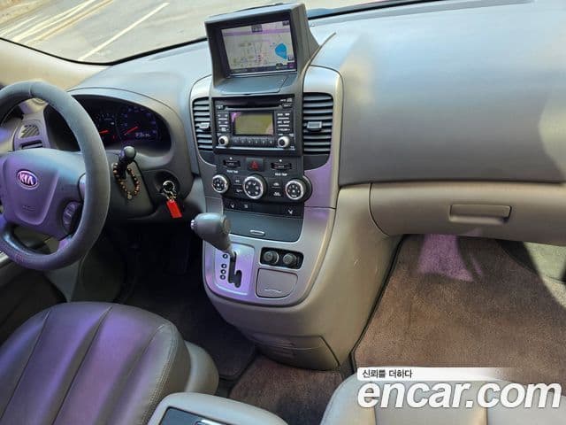 Kia Carnival R люксовая версия, 2014 14