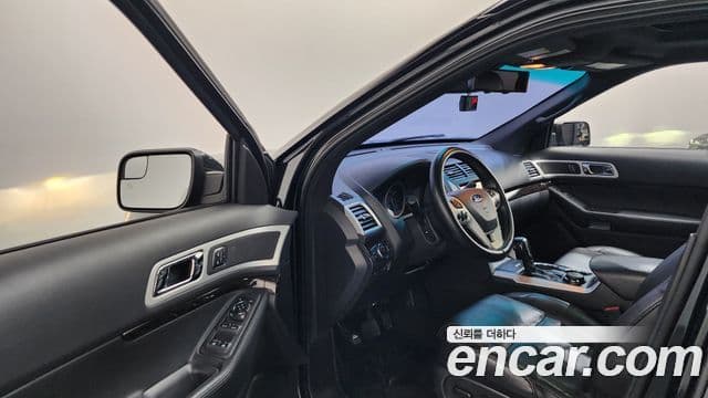 Ford Explorer 5세대, 2015 10