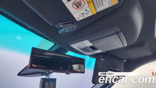 Ford Explorer 5세대, 2015 17