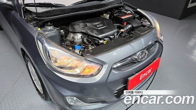 Hyundai Accent(новый кузов / новое поколение) Premier, 2012 6