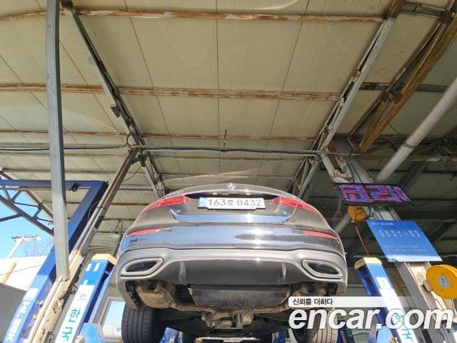 Mercedes-Benz E-класс W213 AMG Line, 2022 2