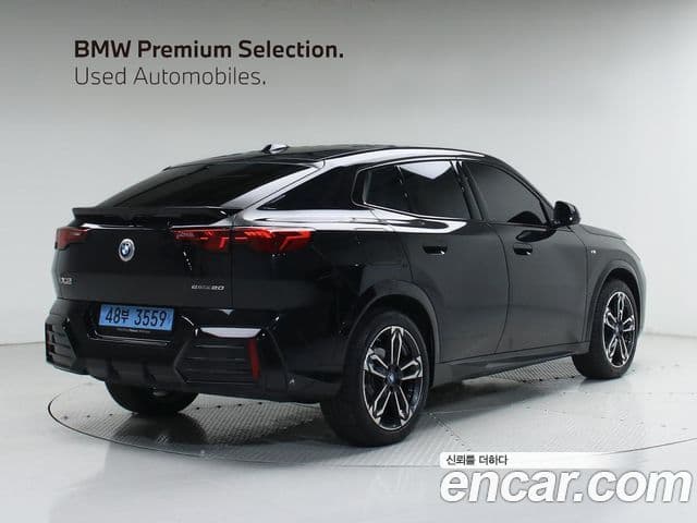 BMW iX2 (U10) eDrive 20 M Sport, 2025 4